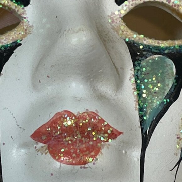 Wall Decor Ceramic Mini Mardi Gras Mask Hand Painted Glitter 3"x4" - Picture 12 of 13